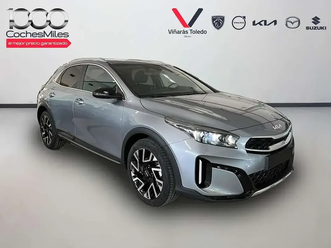 Nuevo Kia XCeed Style 116 CV (85 kW) 2026 Plateado SUV