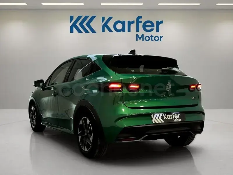 Usado Renault Clio V Evolution 160 CV (117 kW) 2026 Verde Berlina