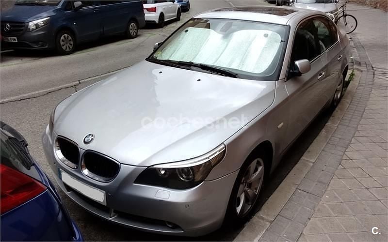 Usado BMW 525 Exclusive 163 CV (119 kW) 2005 Gris / plata Berlina