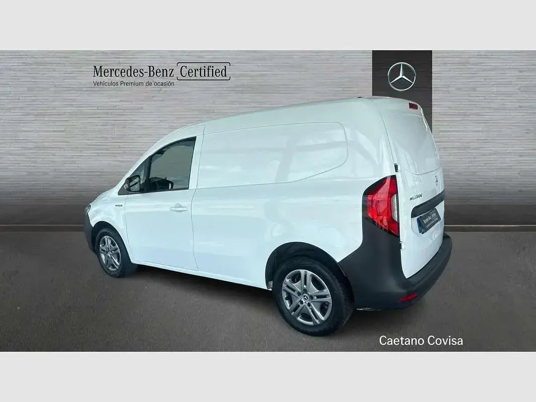 Usado Mercedes eCitan 89 kW (122 CV) 2024 Blanco Van