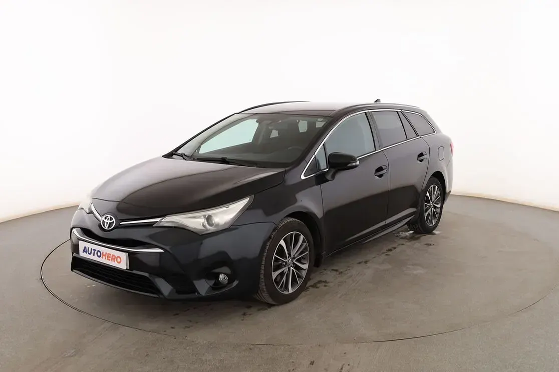 Usado Toyota Avensis Advance 143 CV (105 kW) 2016 Familiar