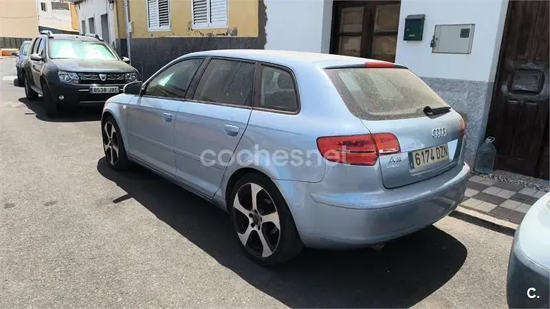 Usado Audi A3 Ambiente 102 CV (75 kW) 2006 Gris / plata Utilitario