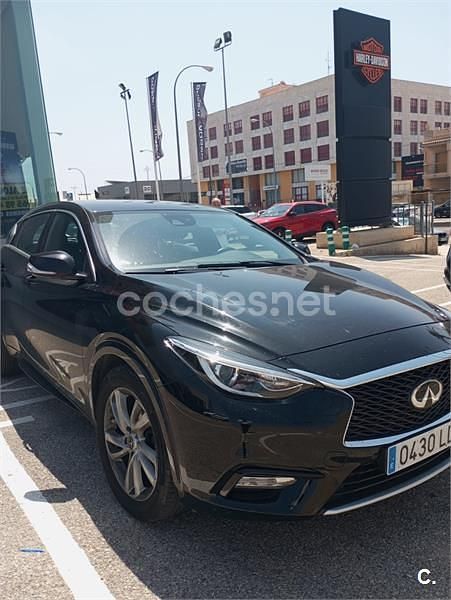 Negro Usado 2019 Infiniti Q30 Utilitario | 16.900 € (Caro) - Imagen 1/4