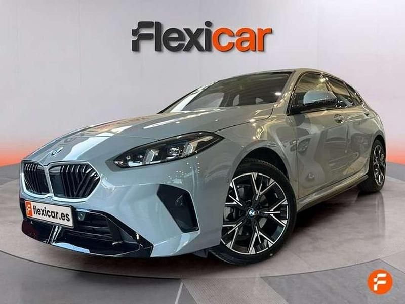 Usado BMW 120 163 CV (119 kW) 2025 Gris Utilitario