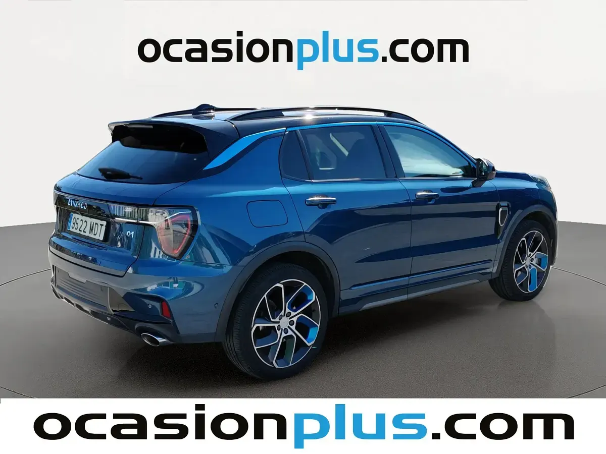 Usado Lynk & Co 01 261 CV (191 kW) 2023 Negro SUV