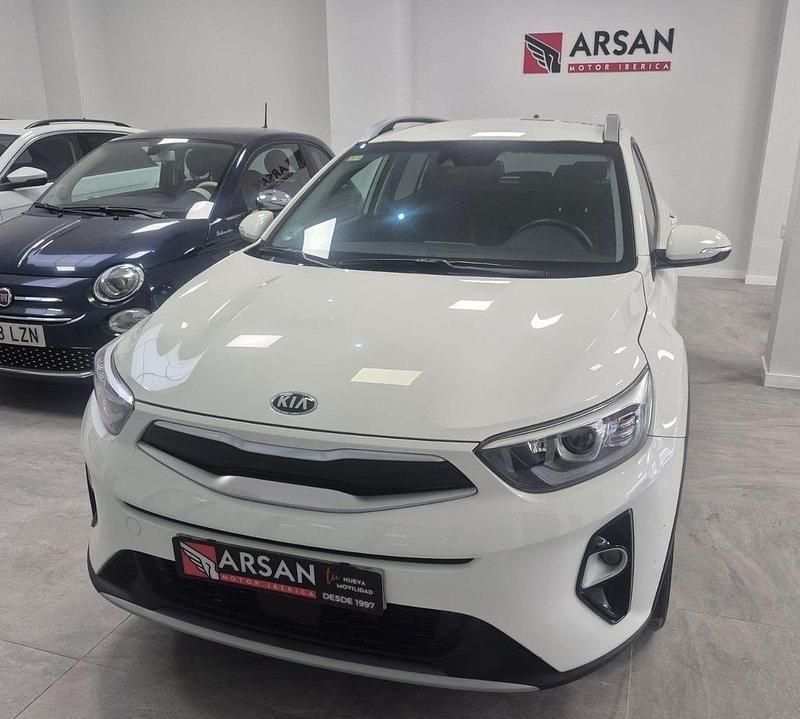 Blanco Usado 2020 Kia Stonic SUV | 16.200 € (Precio justo) - Imagen 1/4