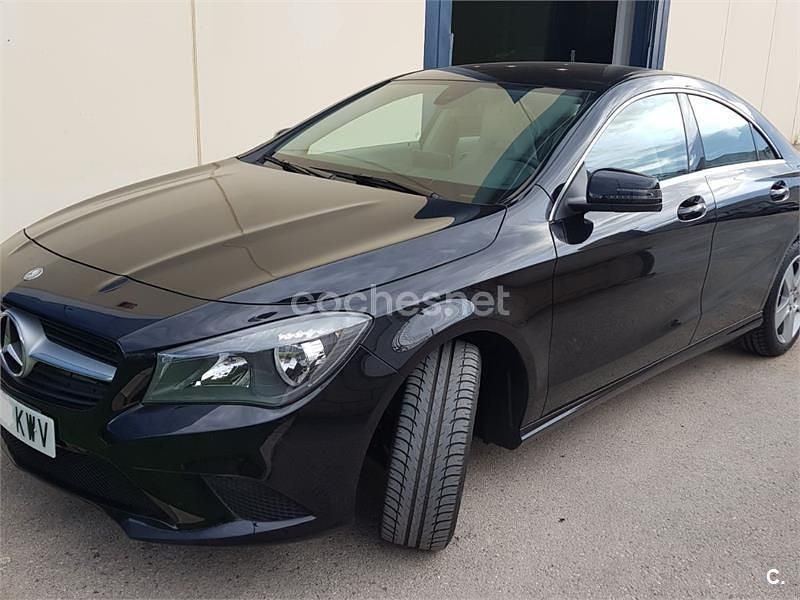 Negro Usado 2019 Mercedes CLA200 Berlina | 19.900 € (Super precio) - Imagen 1/4
