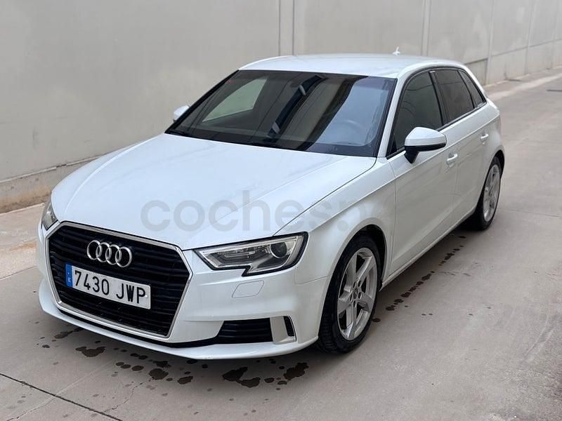 Usado Audi A3 Sport 110 CV (80 kW) 2017 Blanco Berlina