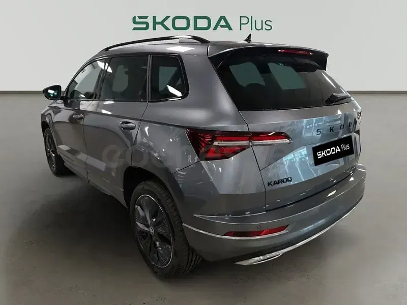 Nuevo Skoda Karoq SportLine 150 CV (110 kW) 2025 Gris / plata SUV