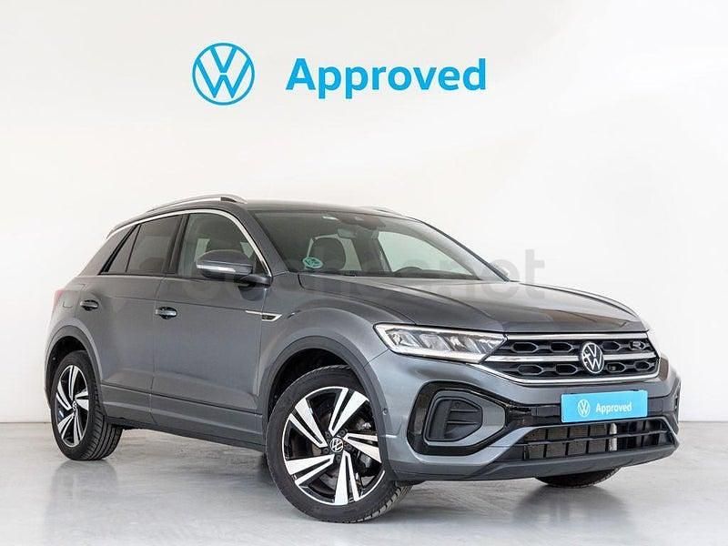 Usado VW T-Roc R-line 115 CV (84 kW) 2025 Gris / plata SUV