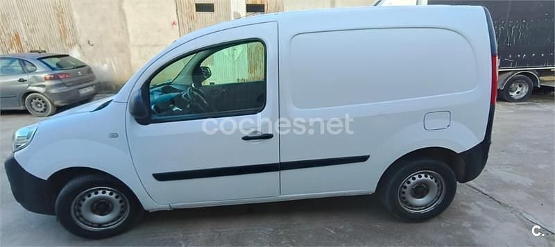 Usado Renault Kangoo 105 CV (77 kW) 2010 Blanco Monovolumen
