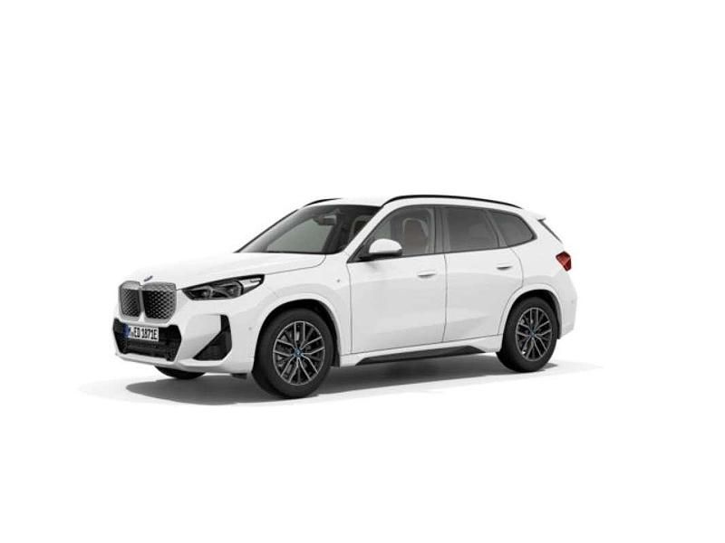 Alpinweiß (sólido) Nuevo 2025 BMW iX1 Comfort Edition SUV | 44.000 € (Precio justo) - Imagen 1/3