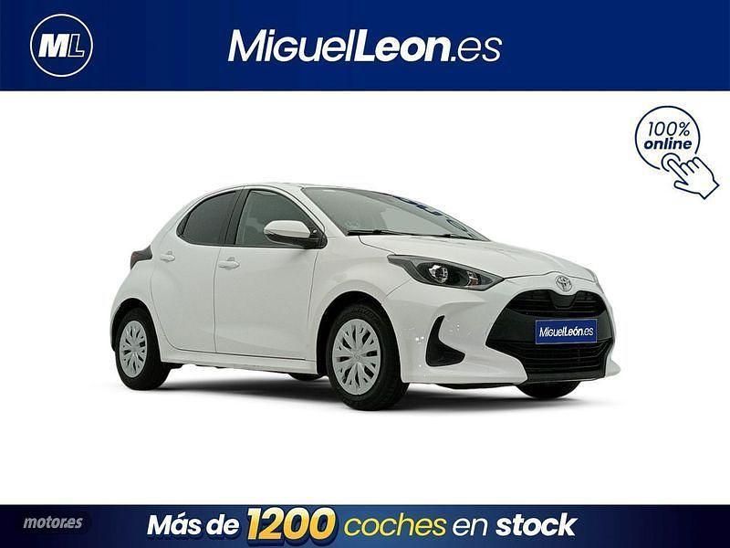 Usado Toyota Yaris Edition 125 CV (91 kW) 2022 Blanco Berlina