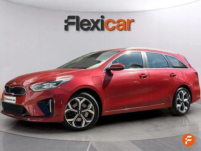 Usado Kia Ceed 141 CV (103 kW) 2021 Rojo Utilitario