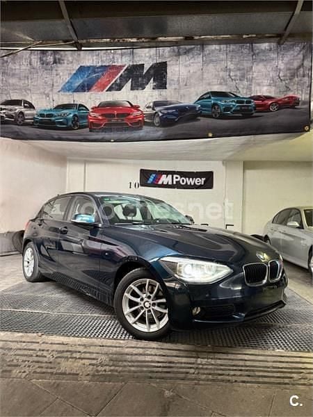 Usado BMW 118 Sport Line 143 CV (105 kW) 2011 Blanco Utilitario