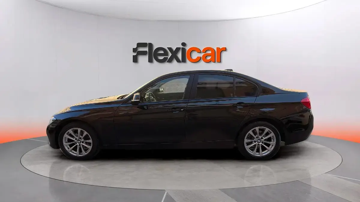 Usado BMW 318 150 CV (110 kW) 2018 Negro Berlina