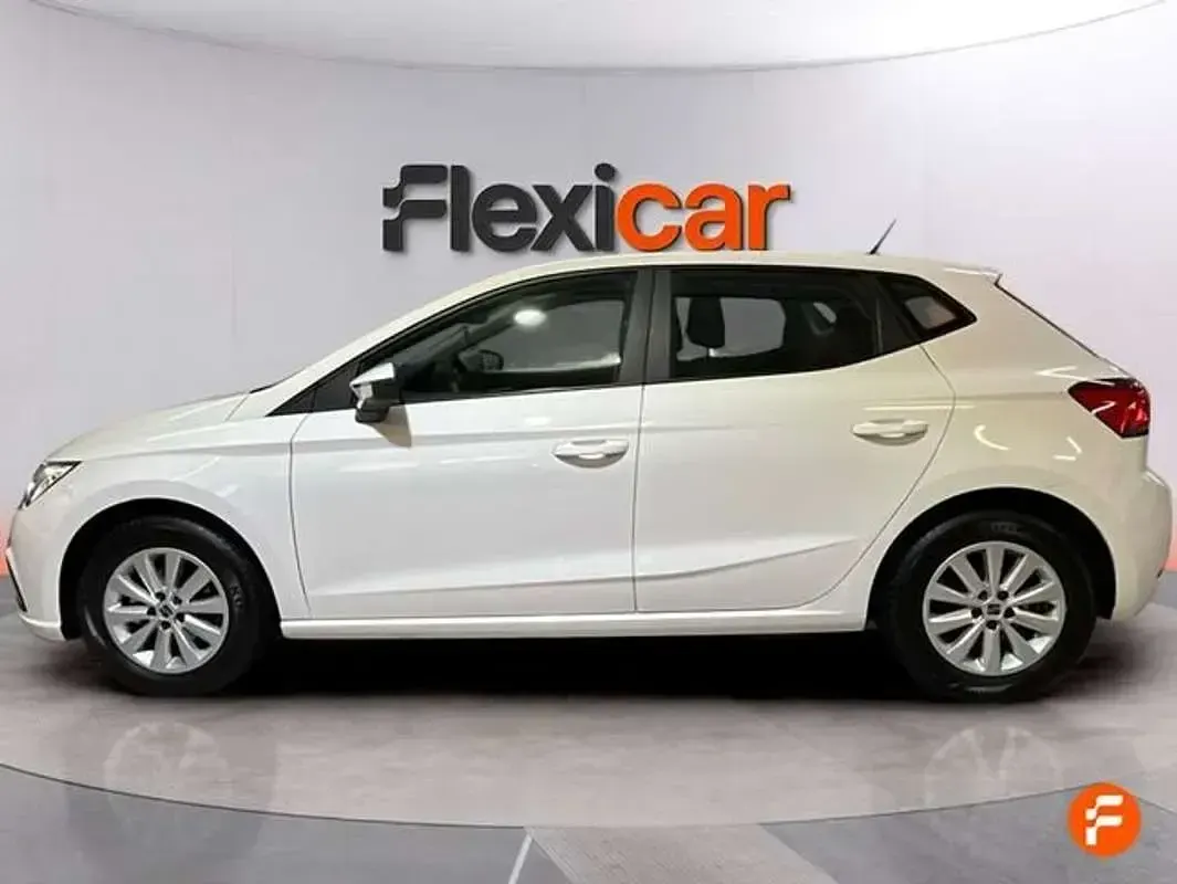 Usado Seat Ibiza Reference 80 CV (58 kW) 2022 Blanco Utilitario