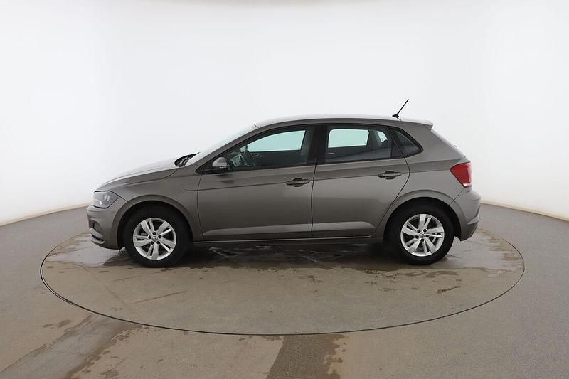 Usado VW Polo Advance 95 CV (69 kW) 2020 Gris Berlina