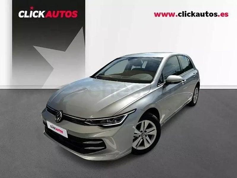 Usado VW Golf VIII 115 CV (84 kW) 2025 Gris / plata Berlina