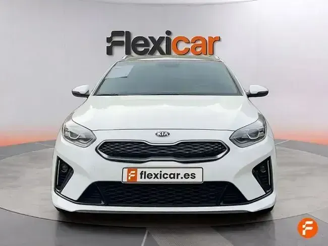 Usado Kia Ceed 141 CV (103 kW) 2022 Blanco Utilitario
