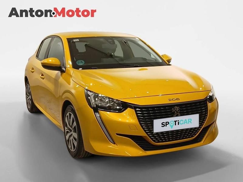 Usado Peugeot 208 Active 75 CV (55 kW) 2020 Dorado Utilitario