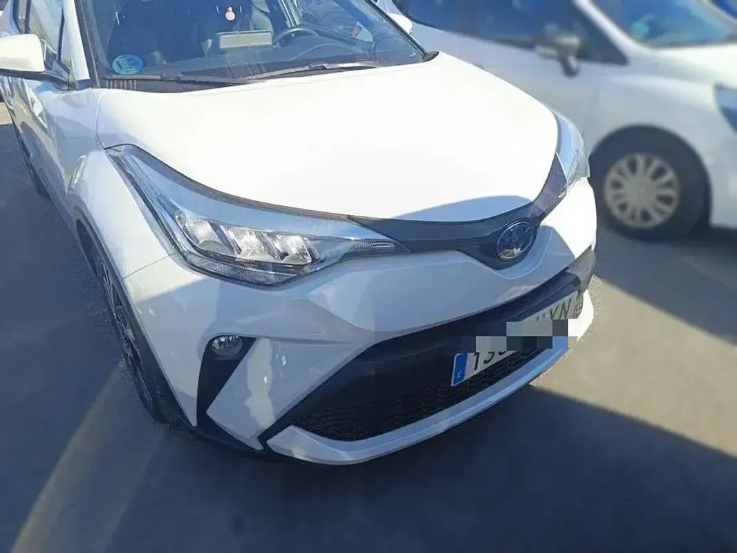 Usado Toyota C-HR+ Advance 98 CV (72 kW) 2022 Blanco SUV