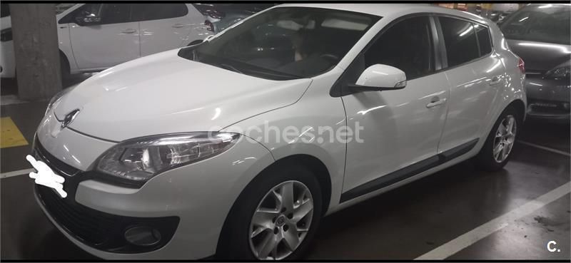 Blanco Usado 2012 Renault Mégane III Expression Berlina | 5300 € (Buen precio) - Imagen 1/4