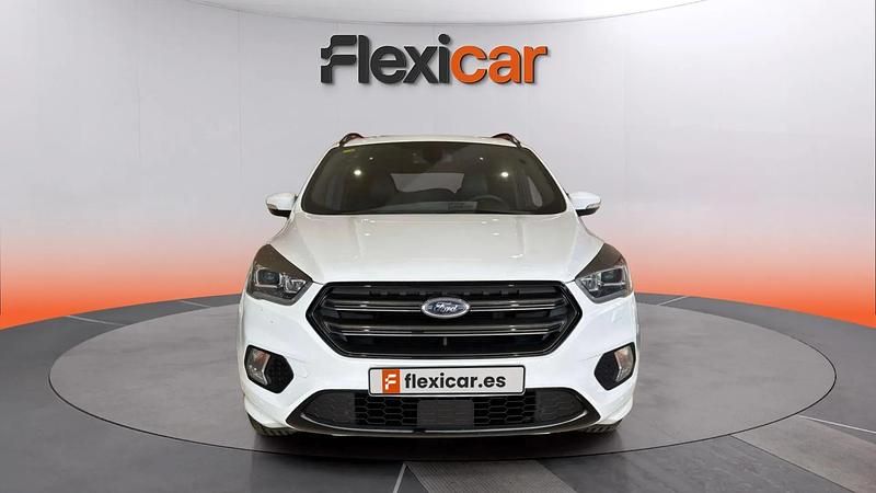 Usado Ford Kuga ST-Line 182 CV (133 kW) 2018 Blanco SUV