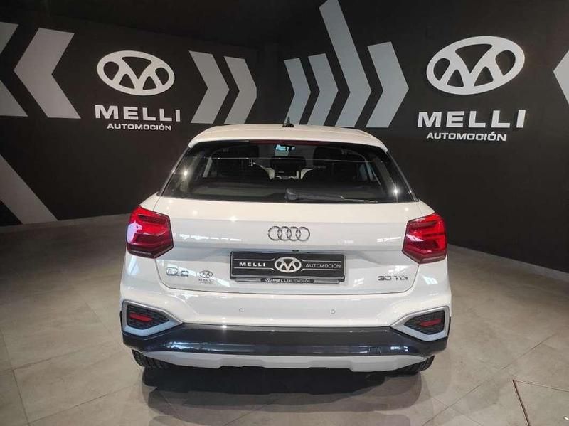 Usado Audi Q2 Advanced Plus 116 CV (85 kW) 2021 Blanco SUV