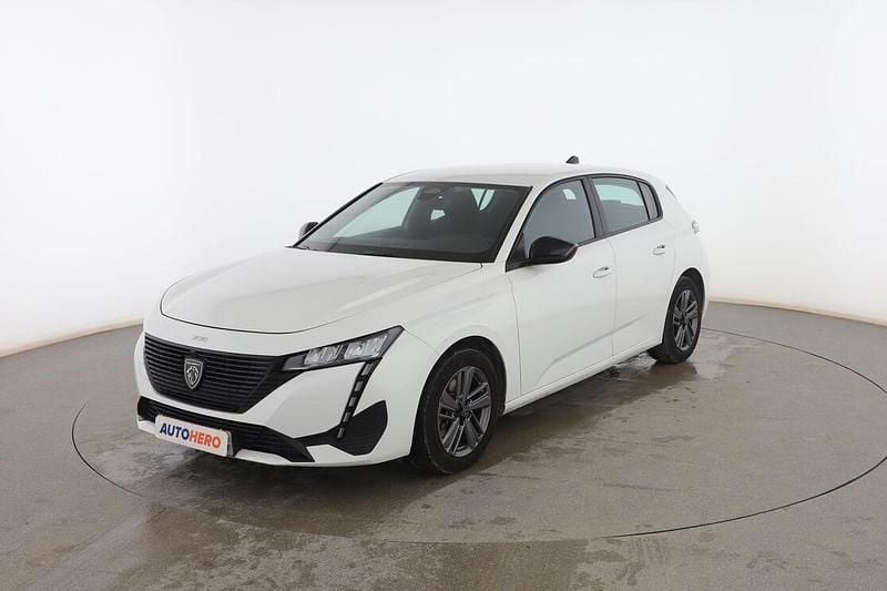 Usado Peugeot 308 Active 131 CV (96 kW) 2023 Blanco Berlina