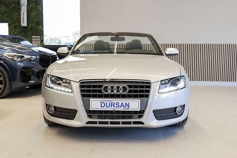 Usado Audi A5 Premium 211 CV (155 kW) 2010 Gris claro Coupe