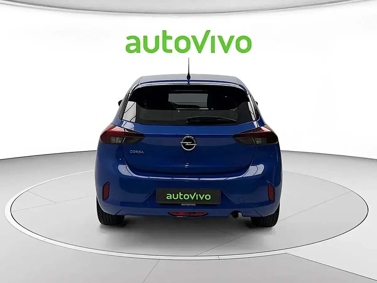 Usado Opel Corsa Elegance 100 CV (73 kW) 2023 Azul Utilitario