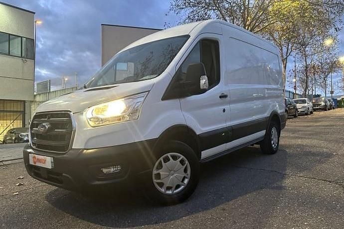Usado Ford Transit 130 CV (95 kW) 2022 Blanco Berlina