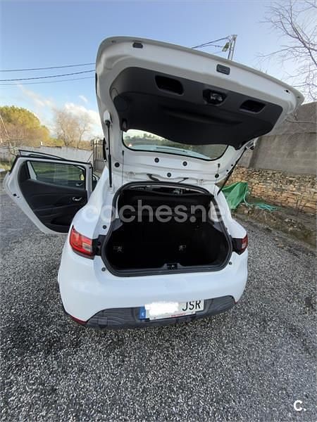 Usado Renault Clio IV Life 75 CV (55 kW) 2016 Blanco Berlina