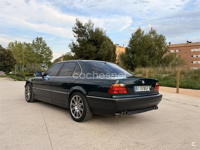 Käytetty BMW 740 286 HP (210 kW) 1996 Vihreä Sedan