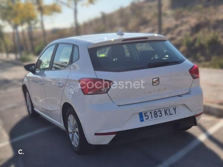 Käytetty Seat Ibiza Reference 75 HP (55 kW) 2018 Valkoinen Viistoperä