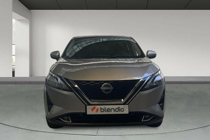 Usado Nissan Qashqai Acenta 141 CV (103 kW) 2023 Plateado SUV