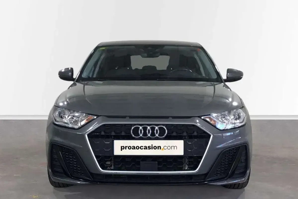 Usado Audi A1 Sportback 116 CV (85 kW) 2020 Gris Utilitario
