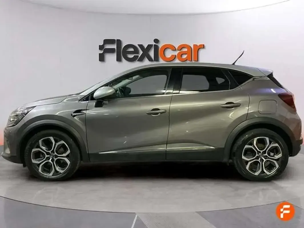Usado Renault Captur RS Line 160 CV (117 kW) 2021 Gris SUV