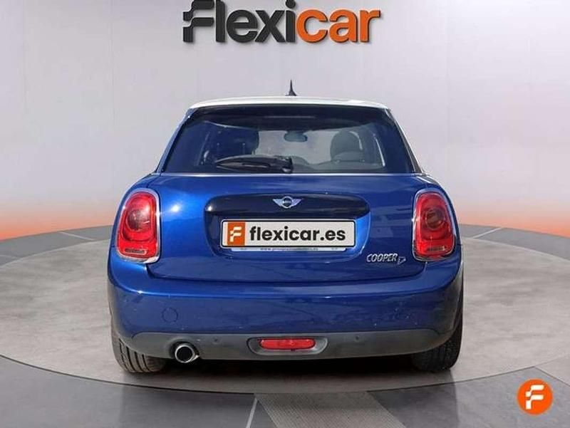 Usado Mini Cooper D 116 CV (85 kW) 2017 Azul Utilitario