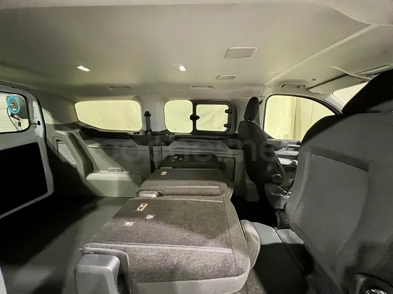 Nuevo Ford Tourneo Custom Titanium 170 CV (125 kW) 2026 Blanco Van