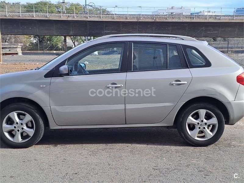 Beige Usado 2009 Renault Koleos Dynamique SUV | 4800 € (Buen precio) - Imagen 1/4