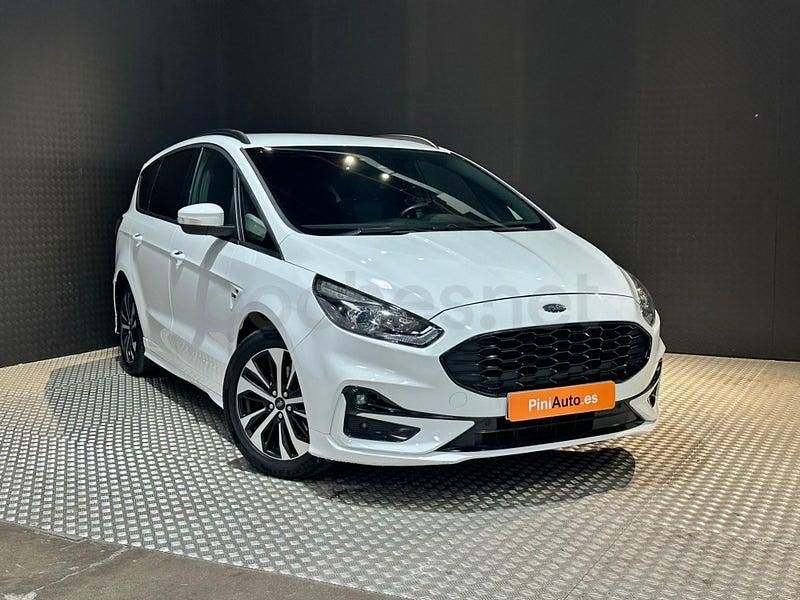 Begagnad Ford S-MAX ST-Line 190 HK (139 kW) 2023 Vit Minibuss