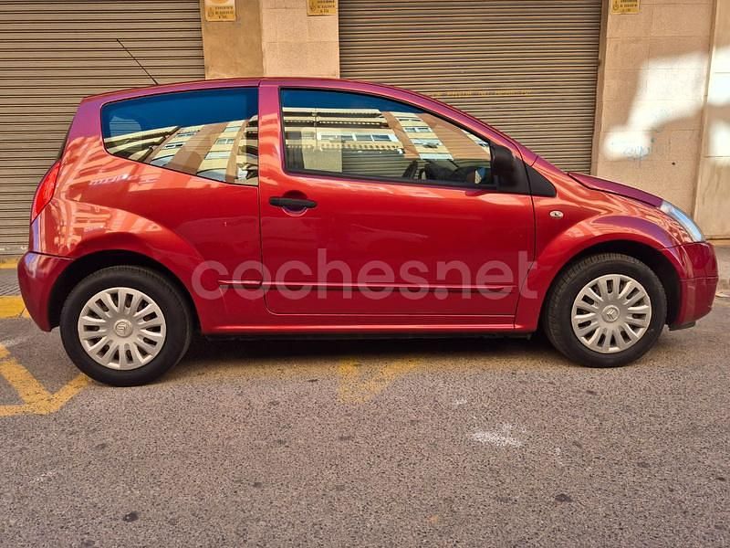 Granate Usado 2008 Citroën C2 Utilitario | 3499 € (Precio justo) - Imagen 1/4