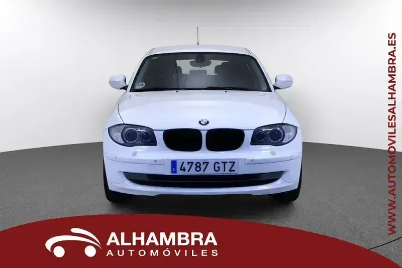 Usado BMW 118 143 CV (105 kW) 2010 Blanco Utilitario