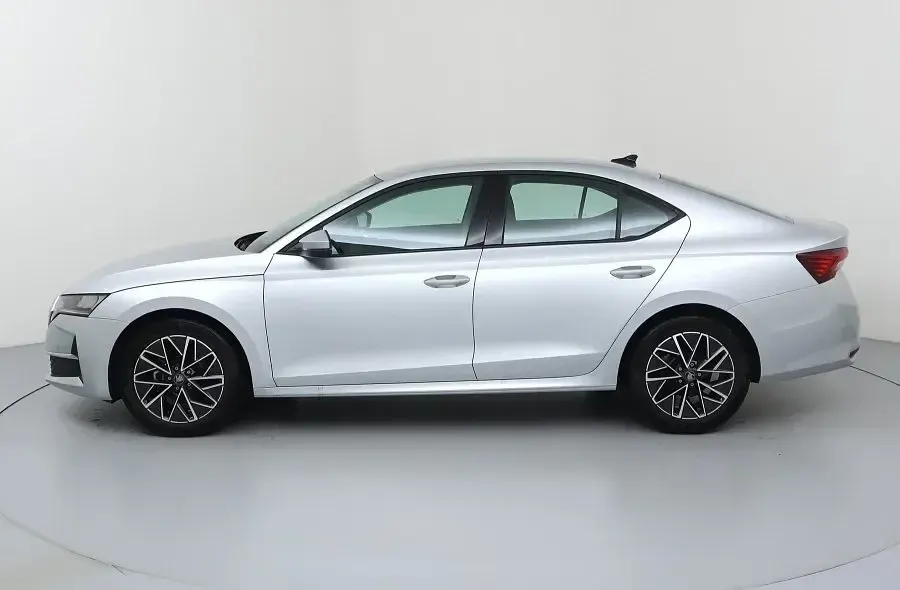 Usado Skoda Octavia Selection 115 CV (84 kW) 2025