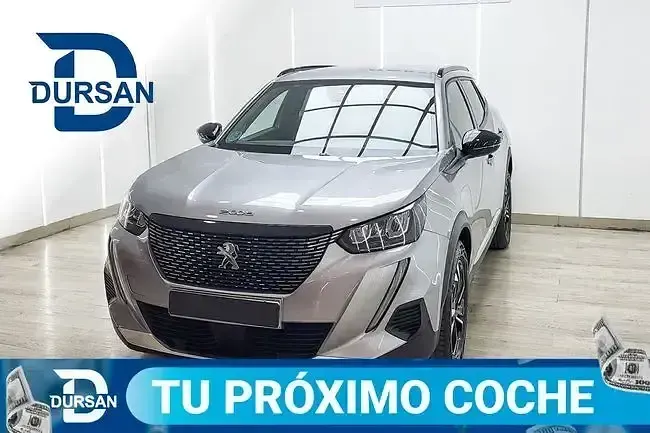 Usado Peugeot 2008 Allure 130 CV (95 kW) 2023 Gris / plata SUV