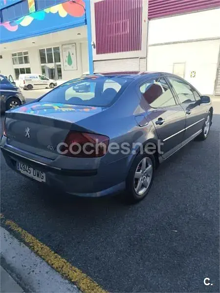 Usado Peugeot 407 137 CV (100 kW) 2005 Gris / plata Berlina