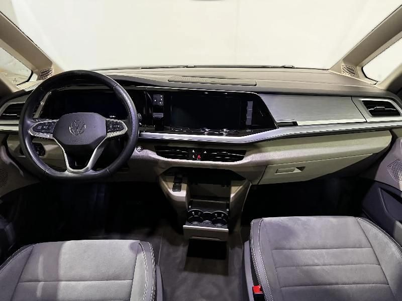 Usado VW Multivan Life 150 CV (110 kW) 2025 Negro Van