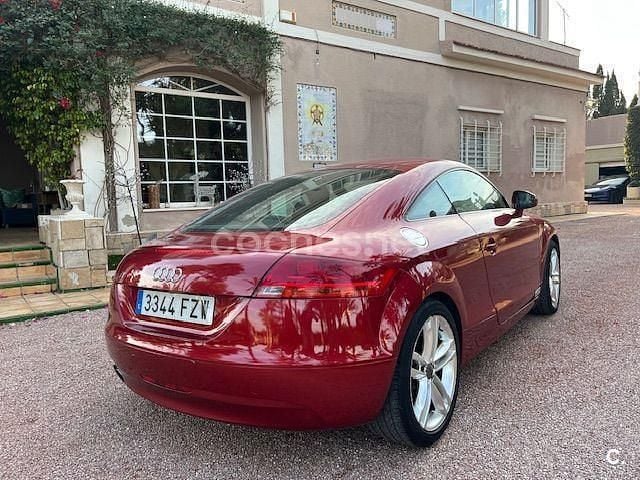Usado Audi TT 200 CV (147 kW) 2008 Granate Coupe